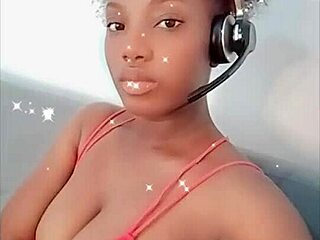 सेडक्टिव 18+ लड़की नेबर्स को डर्टी टॉक करके सक्स करती है