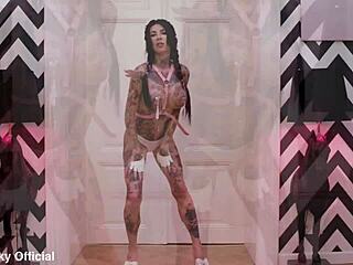 Anal queen stretches her limits with a massive black dildo toy.