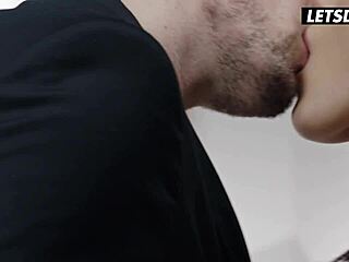 Sensual Brunette Kriss De Foxx Enjoys Day-Long Doggystyle with Boyfriend - Whiteboxxx