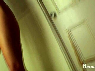 Tarynn Shows Off Her Flower Power With Spreading And Striptease