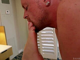 kissa sins enjoys her miami beach vacation ending with an anal creampie