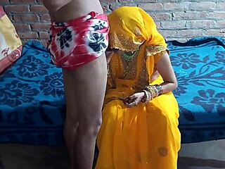 Husband Insists On Fucking Wife Before Market In Hindi
