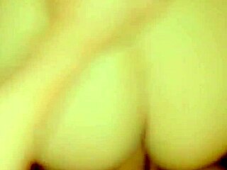 18 neighbor loves dick if you pay for her nails