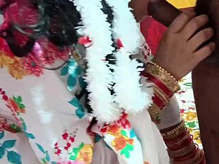 Little Sister Fucks Stepbrother In Clean Hindi Audio!