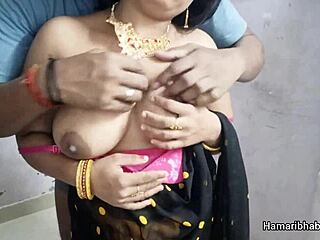 Hot Indian Desi Bhabhi Fucked In Yellow Saree