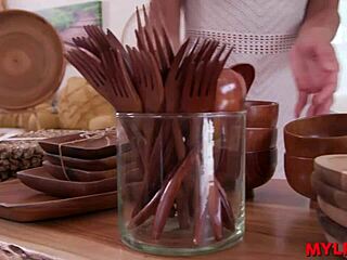 Old Man Visits Mature Stepsister for Pussy Licking and Outdoor Rimjob