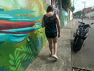 Latina Colombian stepmom's huge cameltoe in shorts on street