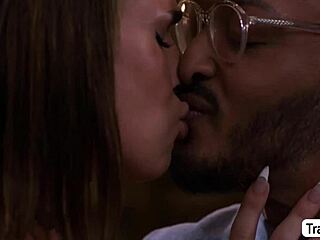 Shemale and Black Dude in Anal Scene