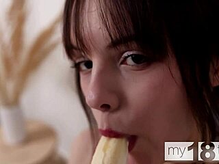 dakota doll, that sexy babe, plays with her wet pussy