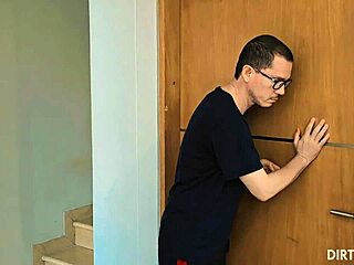 I let me fuck my stepsons ass so we dont get caught 😳