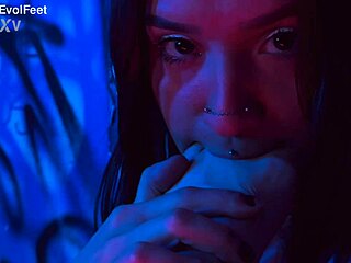 wanna watch svetlanna tease her latina feet legs in nylons pantyhose socks sneakers pov licking toes gagging deepthroat choking?