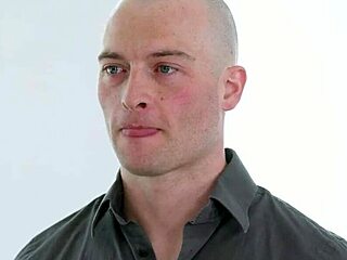 Gorgeous babes drenched in nuru oil tease massaging threesome secrets