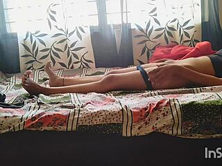 Desi bhabhi seduces servant's hard dick into her wet pussy in red saree