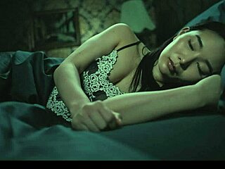 dare you let her in? vampire josephine fucks submissive rikako hard