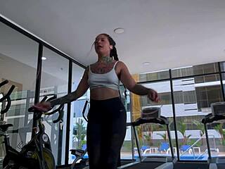 Smell my dirty hairy bush and sweaty ass after yoga gym training baby 🏋️‍♀️😈👃