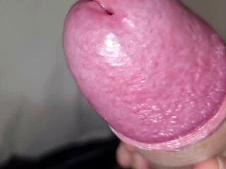 Arrapato screams dirty Italian talk while riding huge cock and pissing