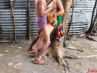 wanna see bengali bride raini bent over for outdoor doggy anal pounding?