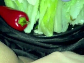 kinky saudi virgin teen masturbates with food in beverly hills 🥒💦😈