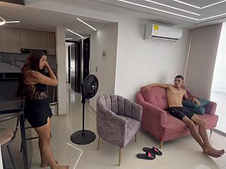 Hermanastro, fuck my pussy for fridge cleaning or no deal?