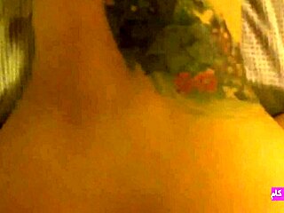 Steamy Iranian stepmom sneaks fiery pussy passion early mornings